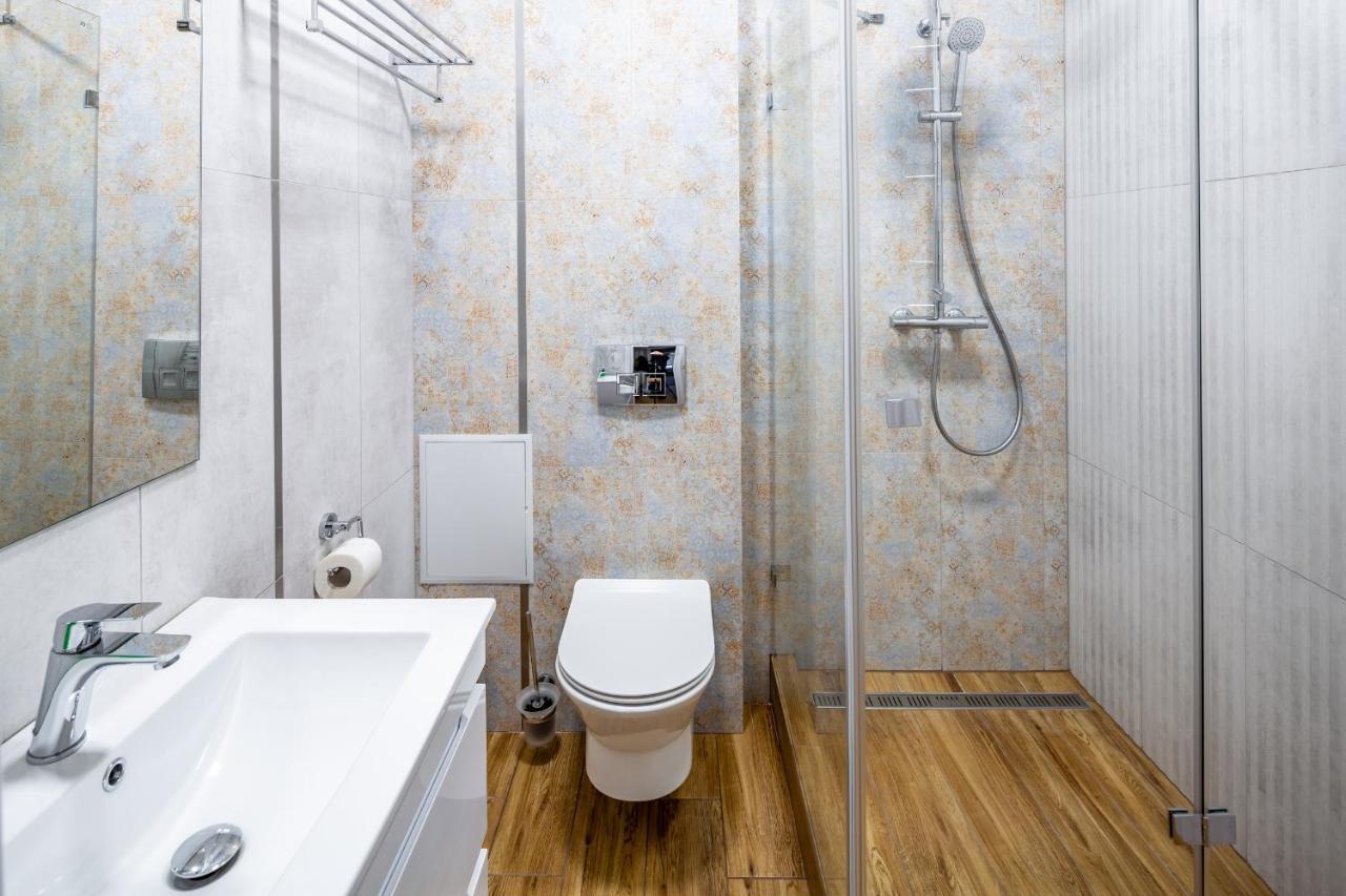 Romari Площа Катедральна 8 Apartment Liov Exterior foto