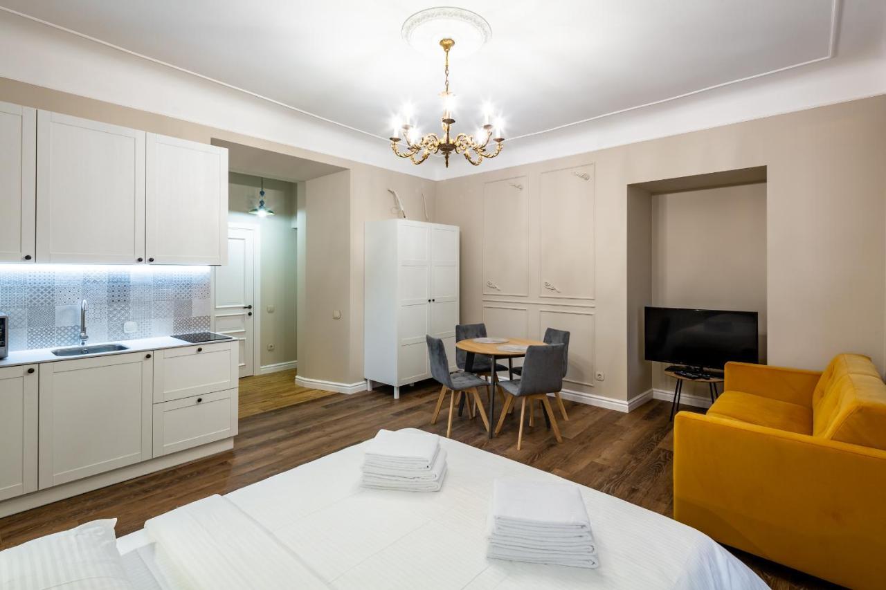 Romari Площа Катедральна 8 Apartment Liov Exterior foto